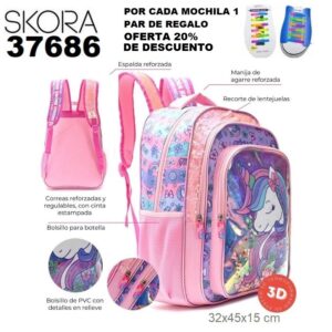 37686 Mochila Unicornio frente con confeti y llavero